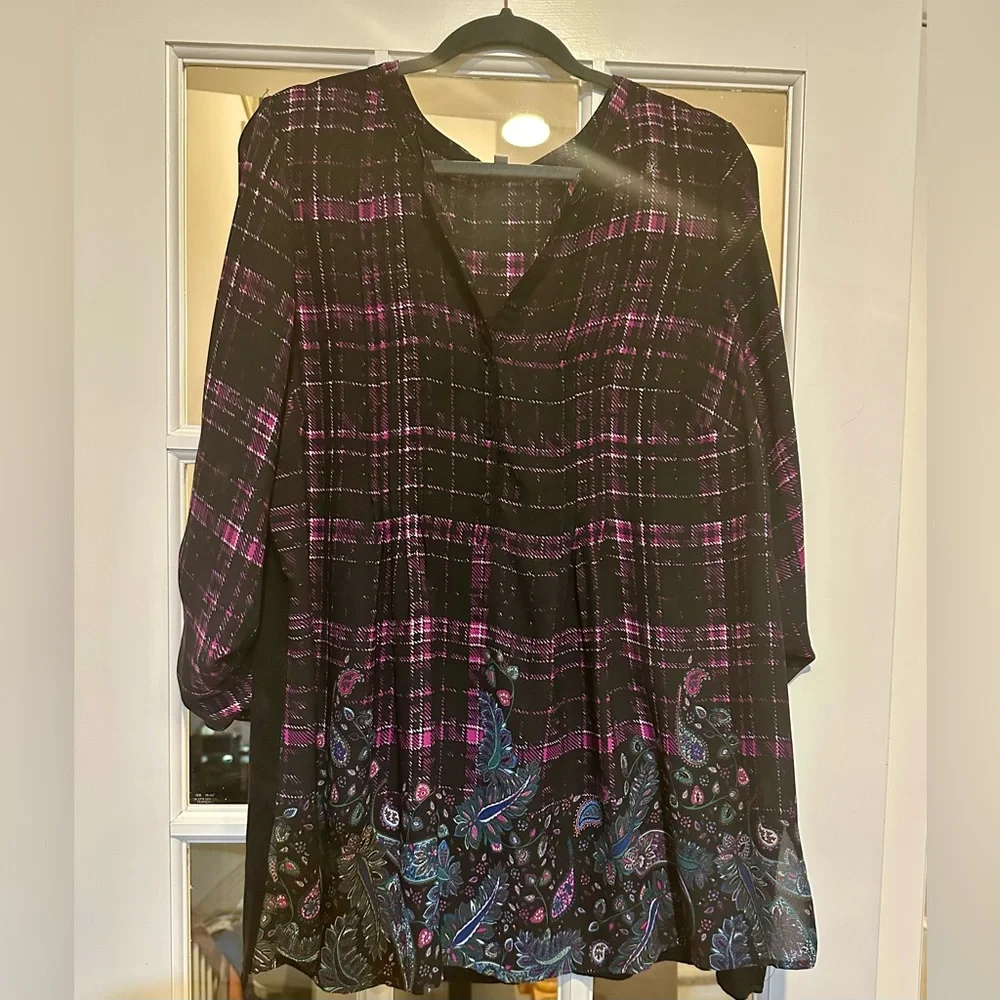 Daniel Rainn DR2 Mixed Media Tunic Top - Picture 4 of 9